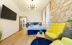 Apartman Kolura Vis